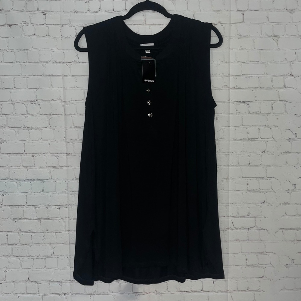 ✨Avenue Plus Size Black Sleeveless Henley Tunic Top New With‎ Tags Size 18/20 2x